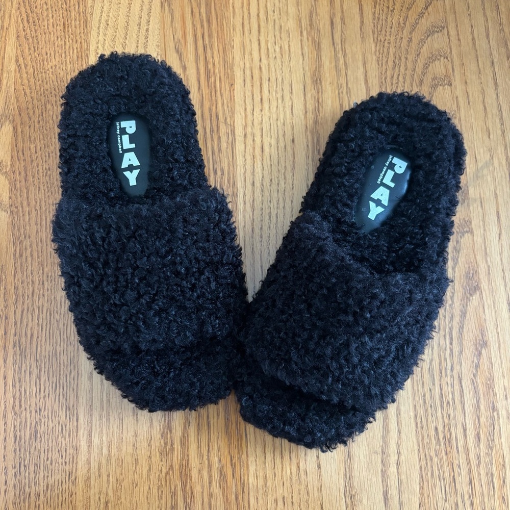 Play Jeffrey Campbell Black Slippers